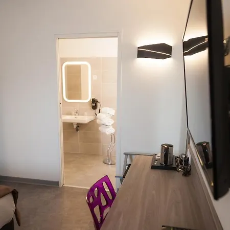 L'horloge Gourmande Hotel 3*
