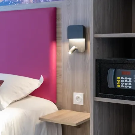 Hotell L'horloge Gourmande Donzère