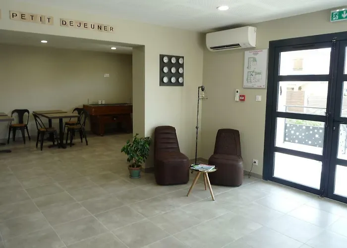 Hotel L'horloge Gourmande 3*